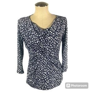 New York and Company Black and White Stretch Blouse sz S